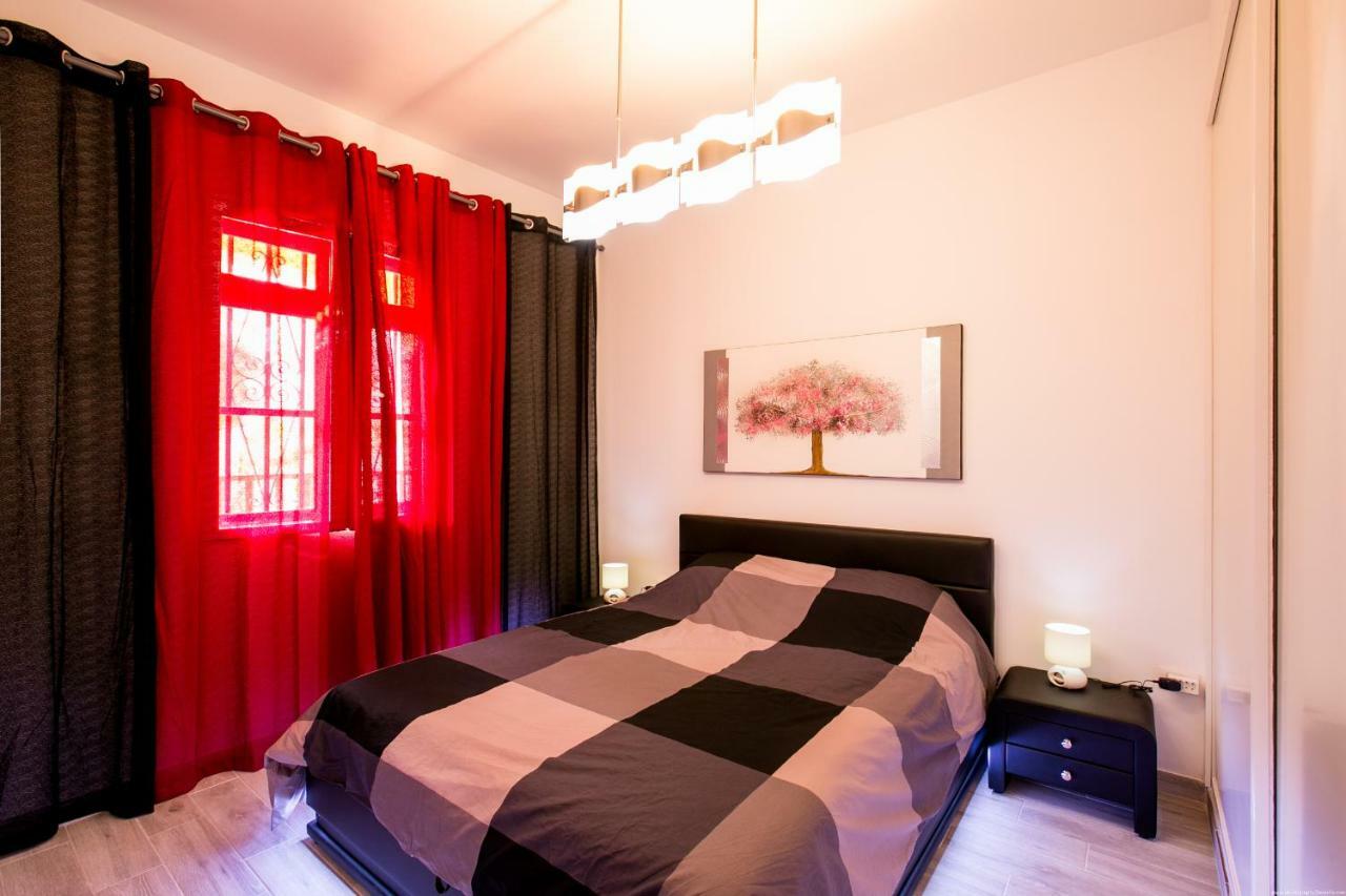 Spacious & Stylish Apartment Los Cristianos Лос Кристианос Экстерьер фото