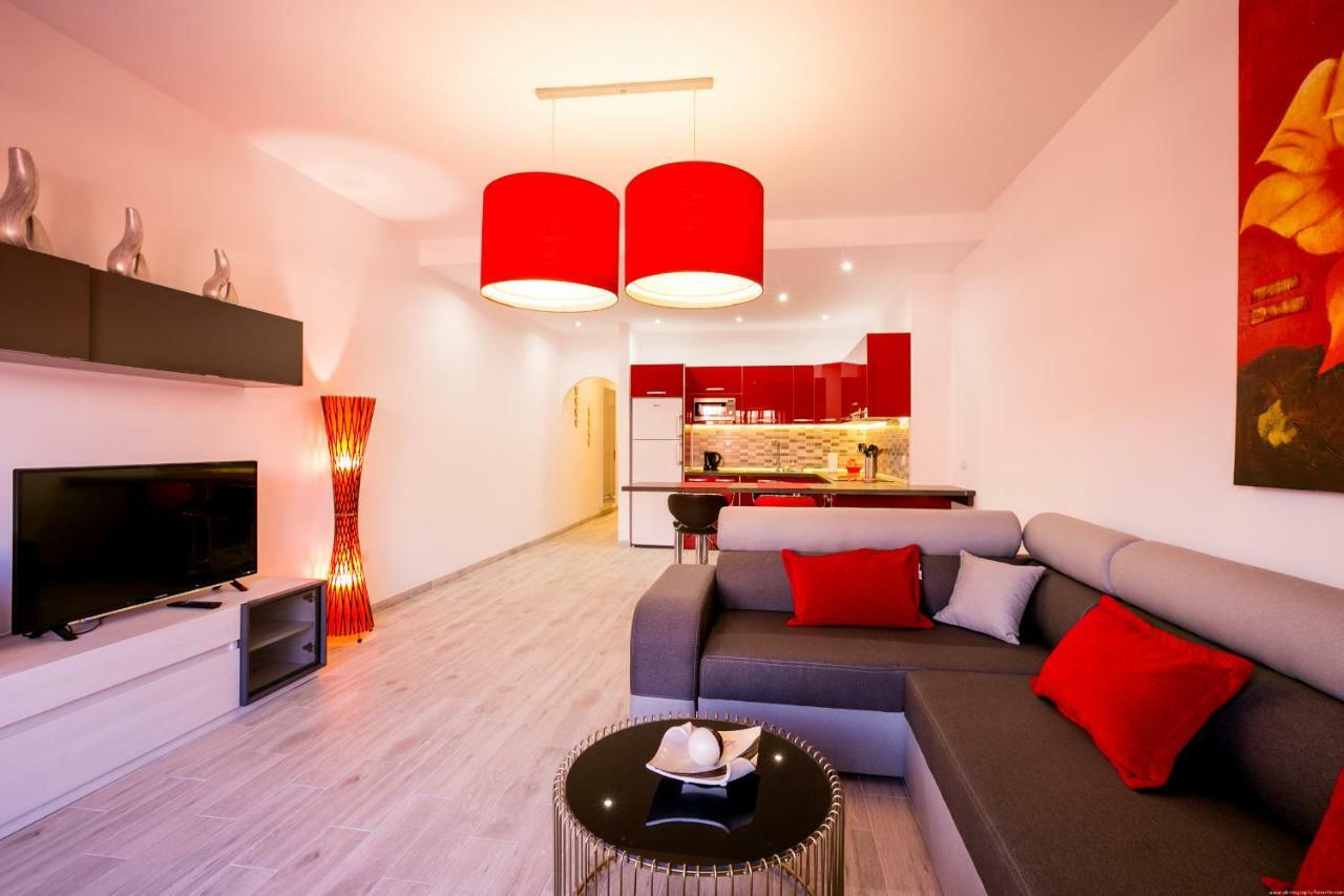 Spacious & Stylish Apartment Los Cristianos Лос Кристианос Экстерьер фото
