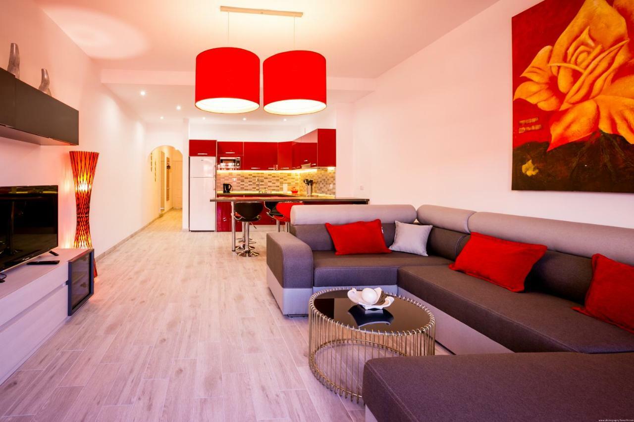 Spacious & Stylish Apartment Los Cristianos Лос Кристианос Экстерьер фото